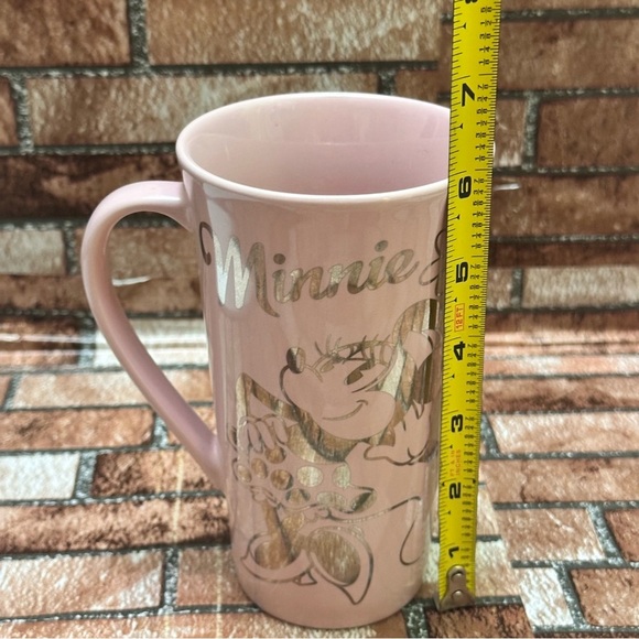 Disney Minnie Mouse Ceramic Mug 6” tall - Picture 8 of 8